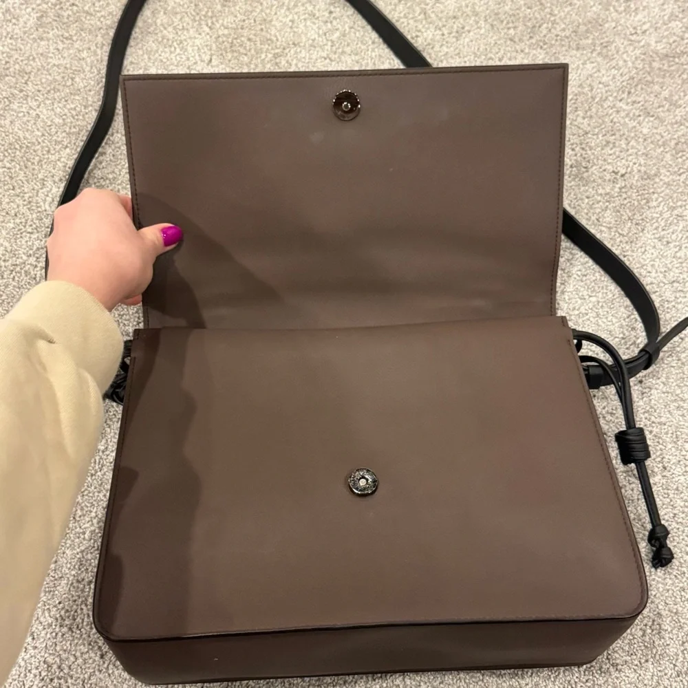 Von Holzhausen “The Handheld” Satchel Chocolate Brown and Black Trim - Picture 8 of 16